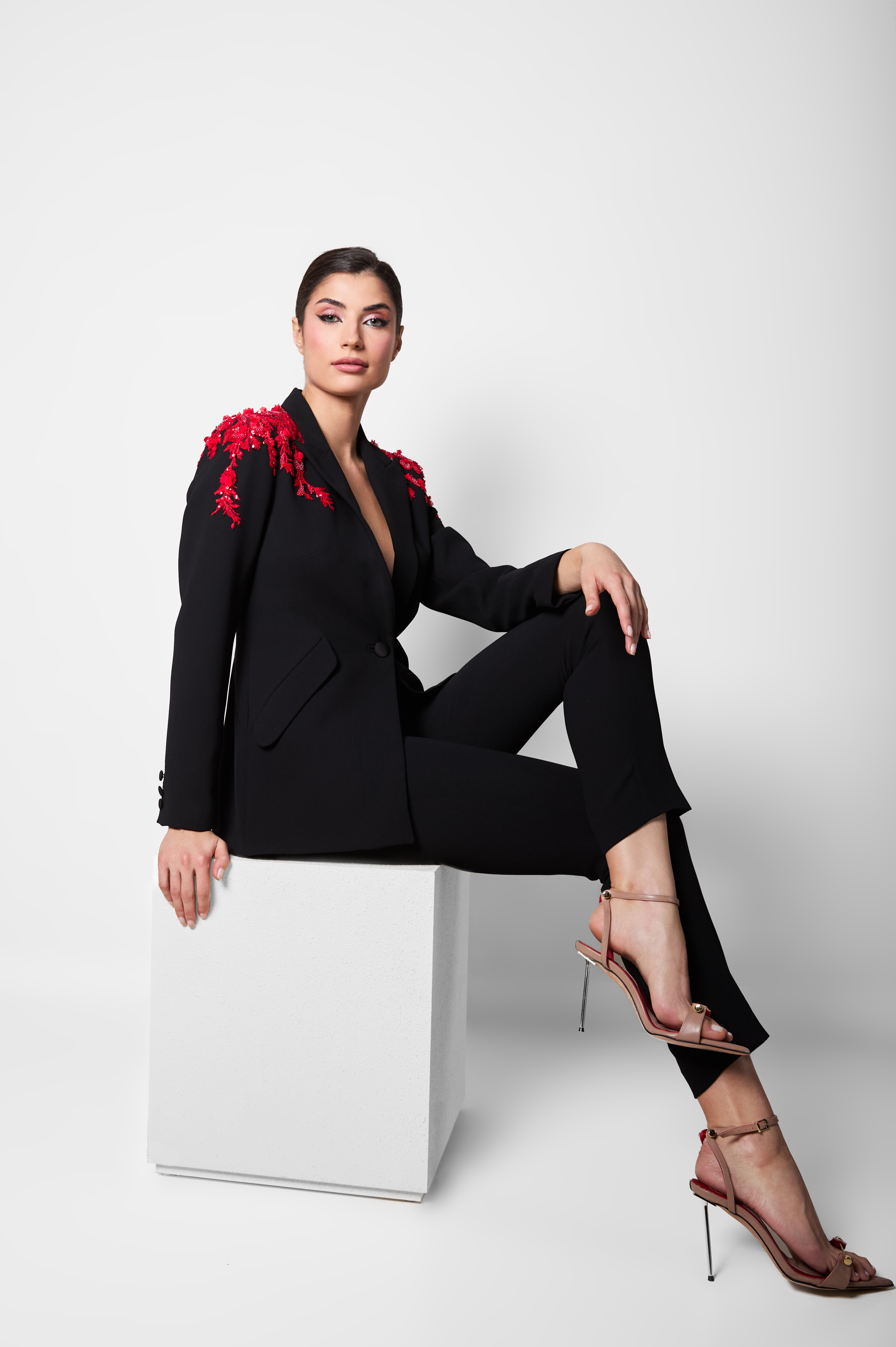 RED PIANO SUIT