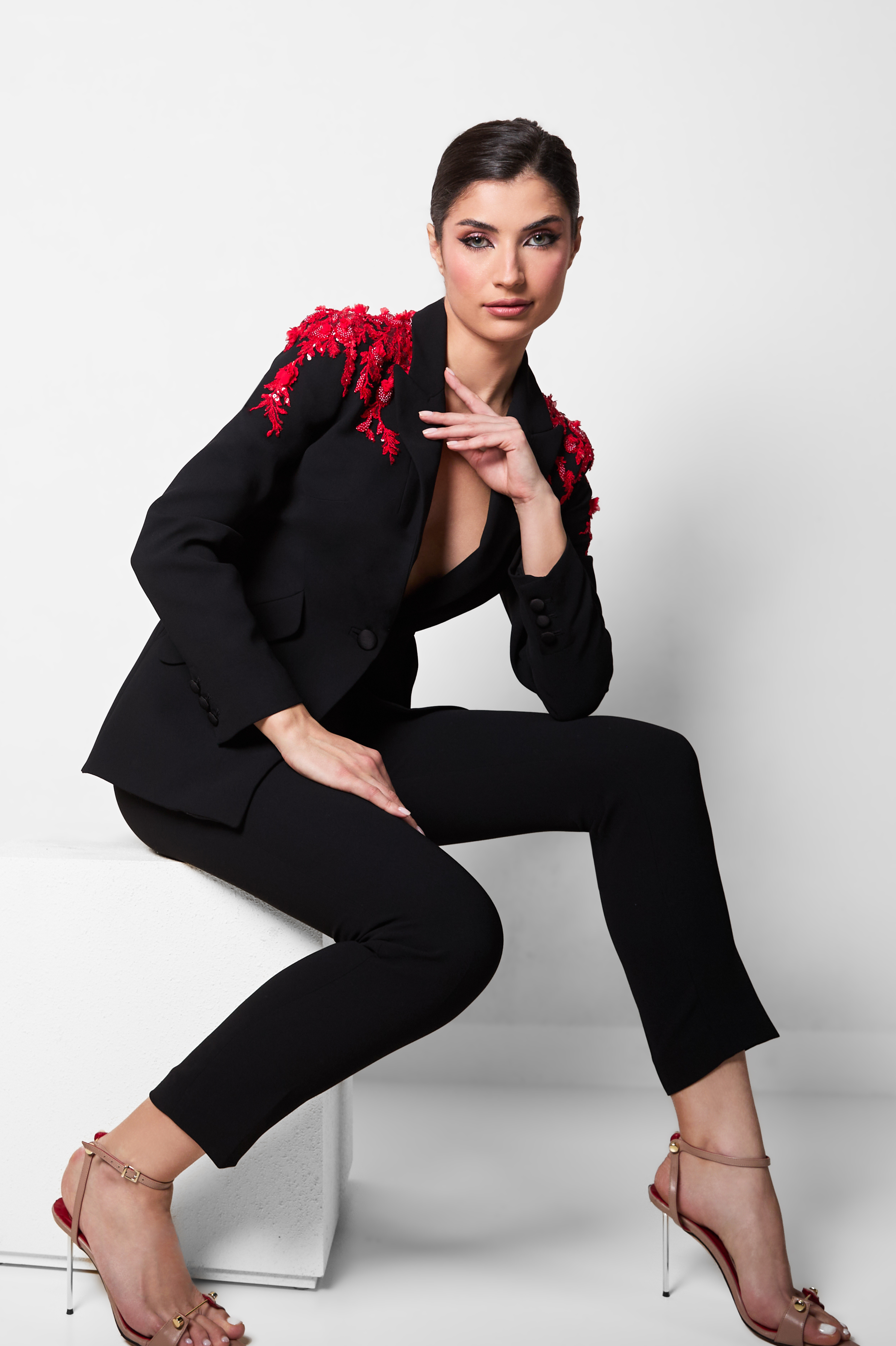 RED PIANO SUIT