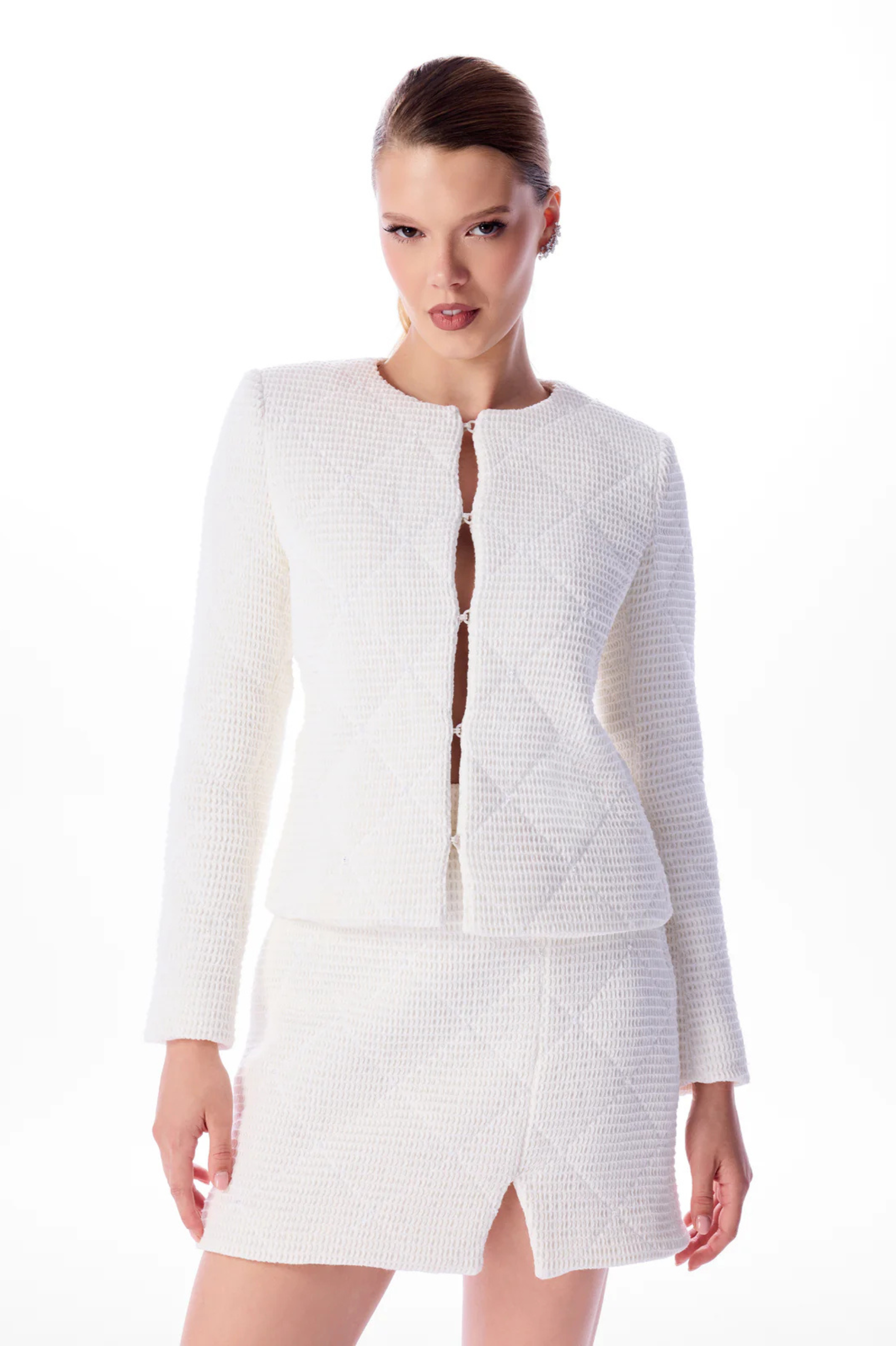 WHITE QUILTED SUIT
